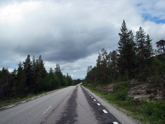 Endlos zieht sich die E45 durch Nordschweden. 