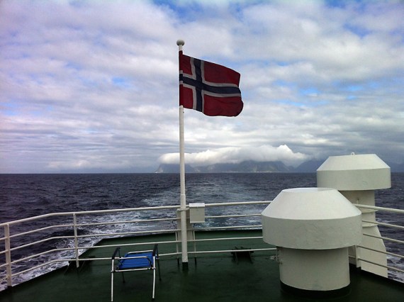 Von Gryllefjord geht’s rüber nach Andenes.